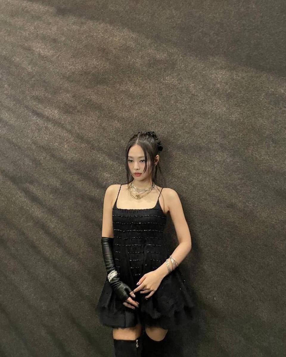 Instagram.com/jennierubyjane